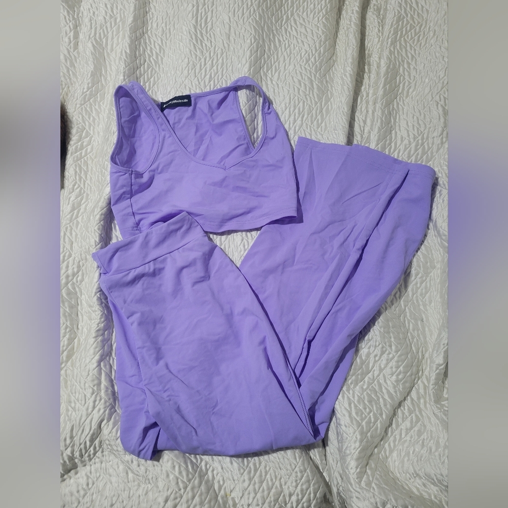 LovelyWholesale Lavender Flare Leg, Top, And Jacket Active Set Size M - Picture 3 of 8